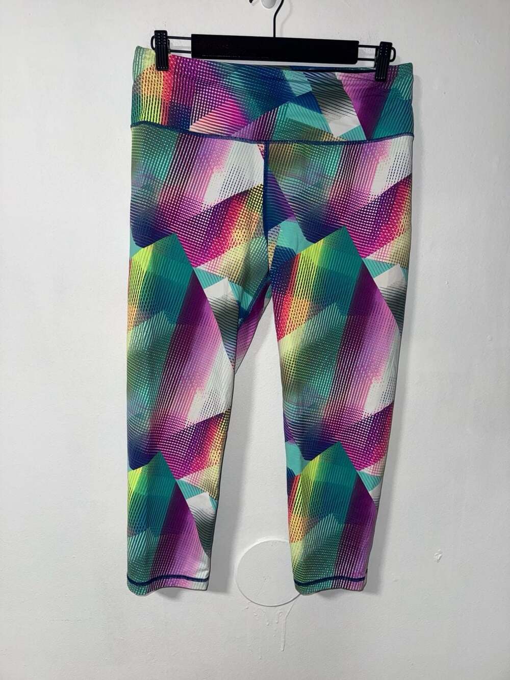 Victoria's Secret Knockout Capri Size L Multi